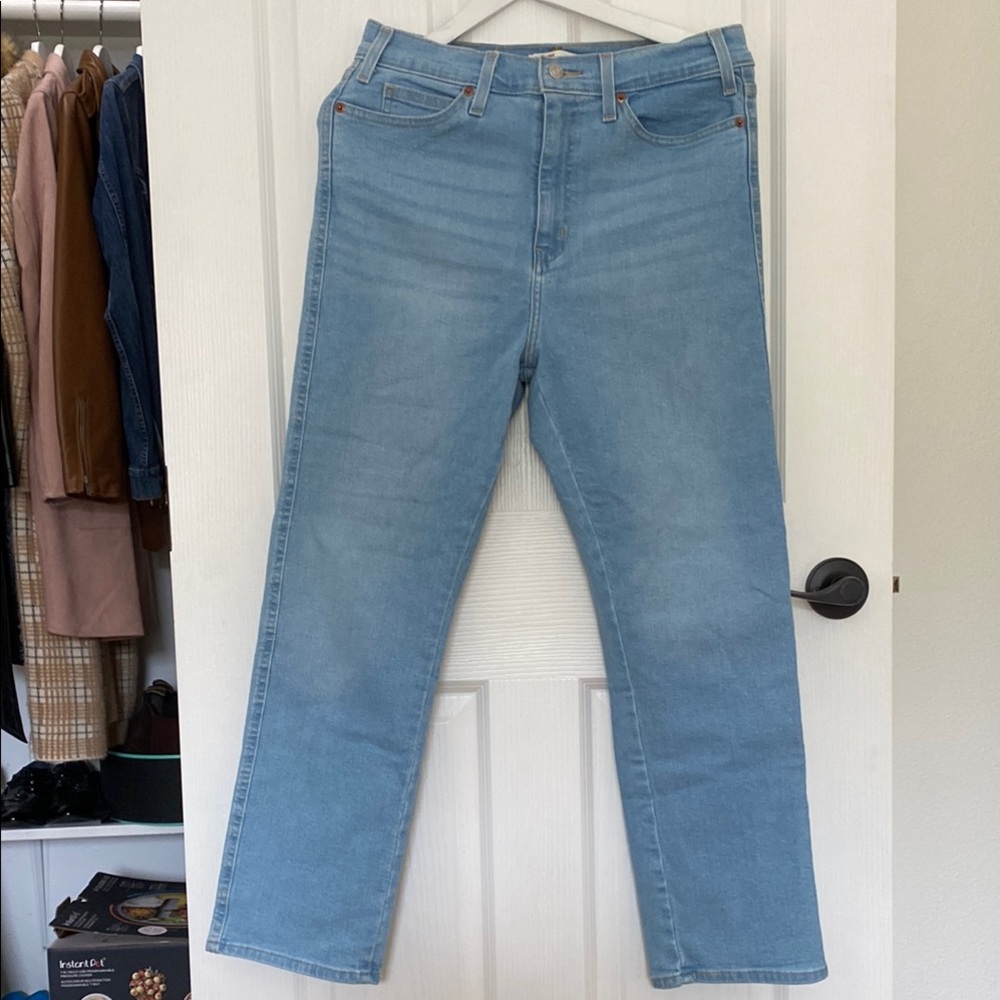 Levi Strauss Signature High-Rise Straight Jeans